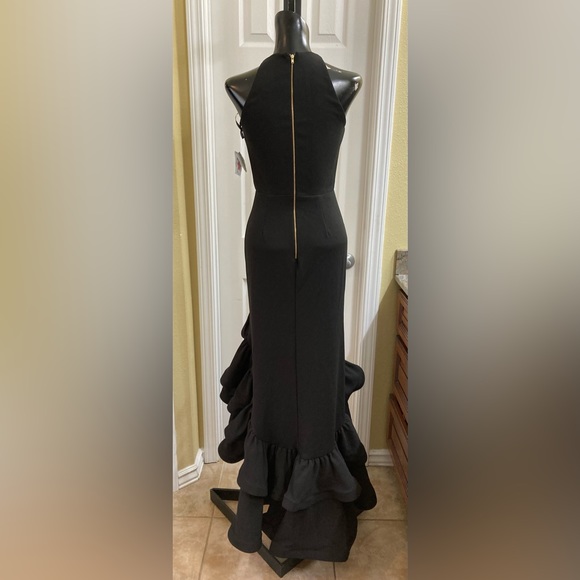 Betsy & Adam Women's Long Halter Crepe Tiered Ruffle Gown NWT Size 2 - Picture 11 of 16